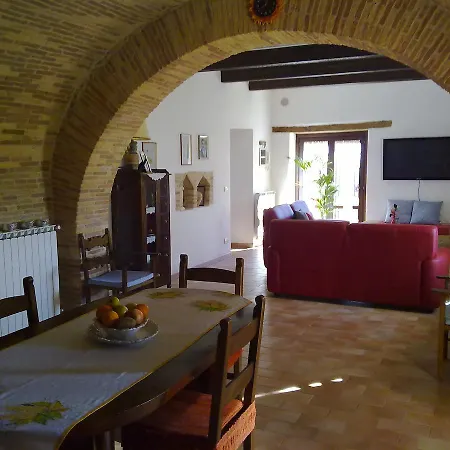La Tenuta Bed & Breakfast *